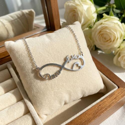 Сребърно колие с безкрайност и две имена по избор