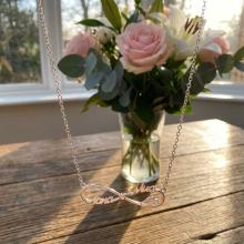 Сребърно колие с две имена по избор със сърце и циркони