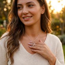 Сребърно колие във формата на сърце с две имена по избор