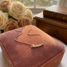 Златно колие Amour