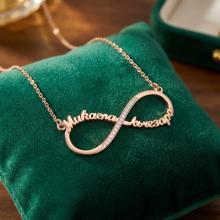 Златно колие с две имена по избор и циркони Златно колие с две имена по избор и циркони