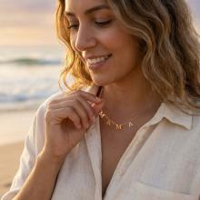 Златно колие Мама