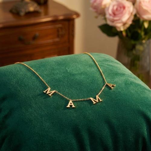 Златно колие Мама