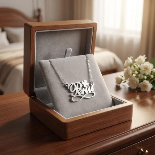 Сребърно колие с безкрайност и име по избор