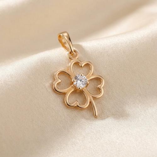 Златен медальон Детелинка с циркон