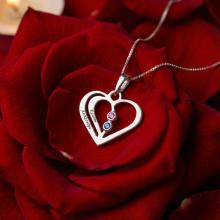 Сребърен Медальон Сърцето на Мама