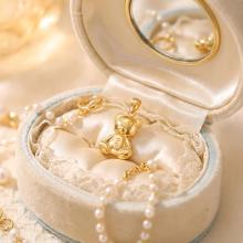 Детски златен медальон Малко Мече