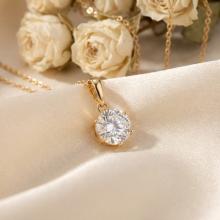 Златен медальон Елегантност и блясък