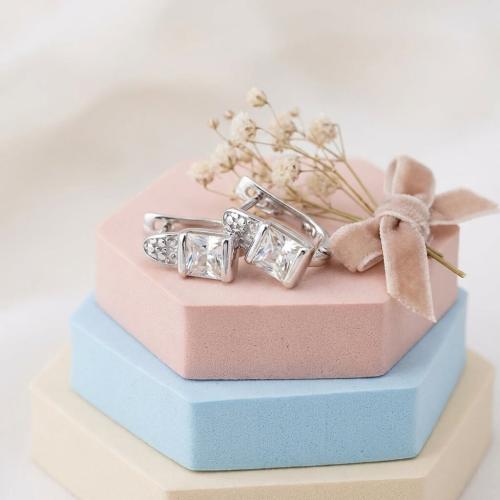 Сребърни обеци с циркони 7320