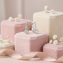 Сребърни обеци с циркони 7322