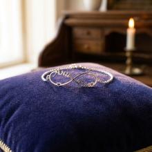 Сребърна гривна безкрайност с име по избор