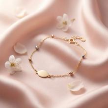 Златна гривна с плочка Дорика