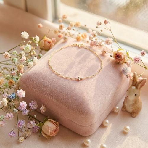 Златна Гривна с кръст