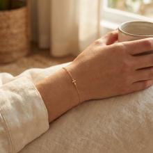 Златна Гривна с кръст