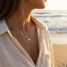 Сребърно колие със сърце и буква по избор Сребърно колие със сърце и буква по избор