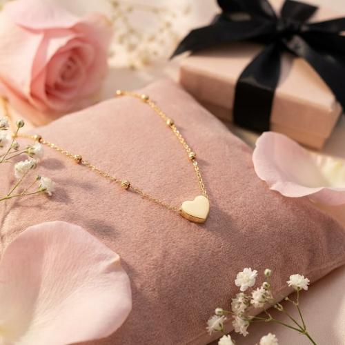 Златно колие Любов