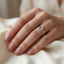 Сребърен пръстен с циркон Безкрайност