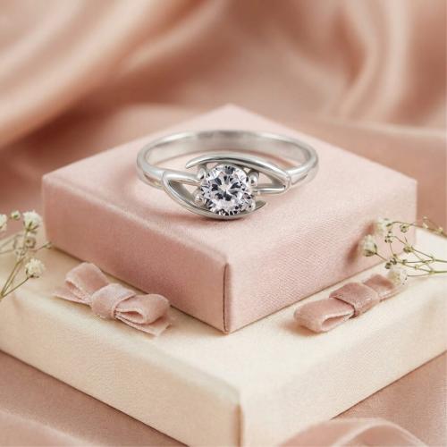  Сребърен пръстен с цирконий