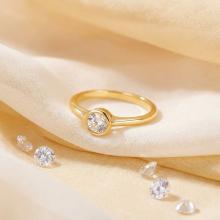 Годежен златен пръстен с циркон