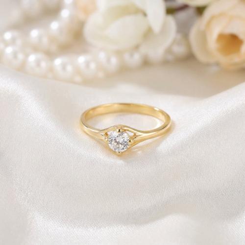 Годежен златен пръстен с циркон