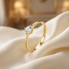 Годежен златен пръстен с циркон