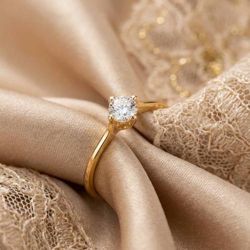 Годежен златен пръстен с циркон