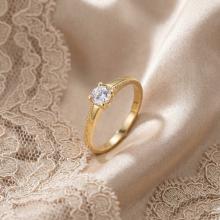 Годежен златен пръстен с циркон