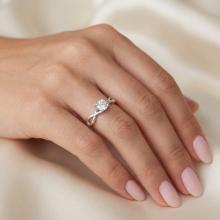 Златен пръстен Infinity