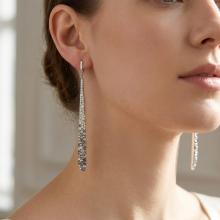 Сребърни обеци Nova с кристали от Sw® Silver Shade Сребърни обеци Nova с кристали от Sw® Silver Shade