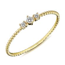 Диамантен годежен пръстен