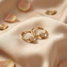 Златни обеци халки с бели циркони Златни обеци халки с бели циркони