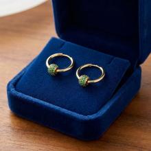 Златни обеци халки със зелени циркони Златни обеци халки със зелени циркони