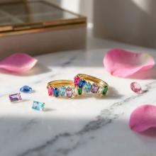 Златни обеци халки с цветни циркони