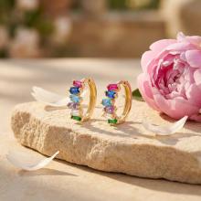 Златни обеци халки с цветни циркони