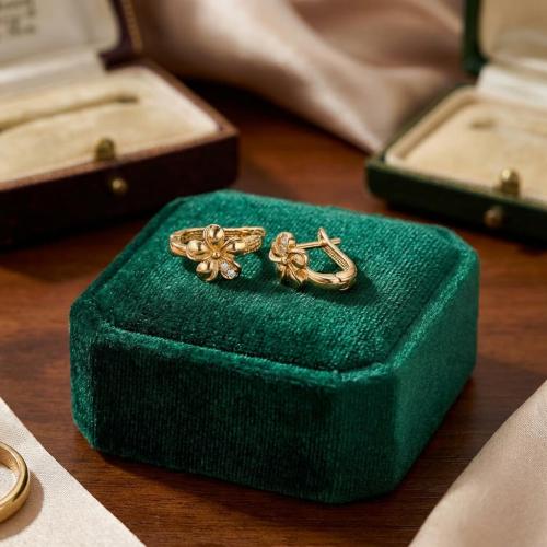 Детски златни обеци Цветенца