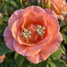 Детски златни обеци Цветенца