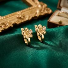 Детски златни обеци Цветенца