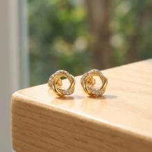 Златни обеци Магия