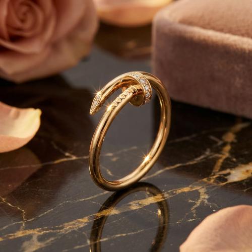 Дамски златен пръстен Пирон