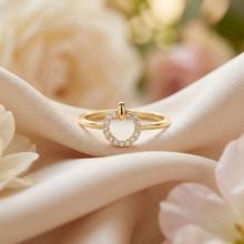 Дамски златен пръстен Ivory Дамски златен пръстен Ivory