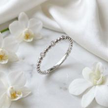 Диамантен годежен пръстен