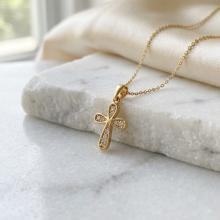 Златно кръстче с циркони