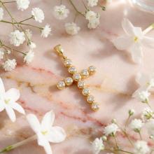 Златно кръстче с циркони