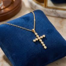 Златно кръстче с циркони