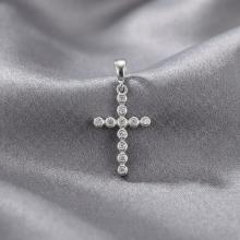 Златно кръстче с циркони