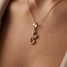 Златно ангелче с циркони