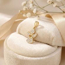 Златно ангелче с циркони