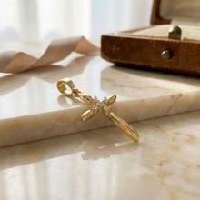 Златно кръстче с циркони Златно кръстче с циркони