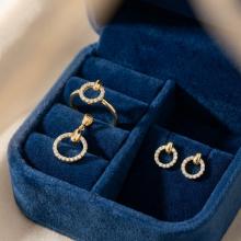 Златнен комплект Ivory