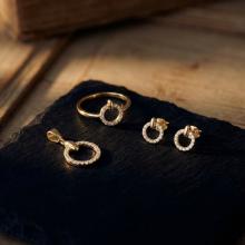 Златнен комплект Ivory